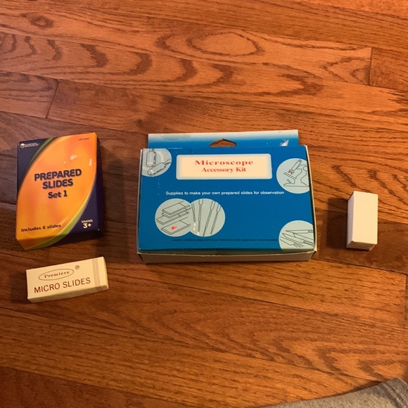 My First Lab Microscope Model MFL-02 Plus slides and bulb - Picture 6 of 13